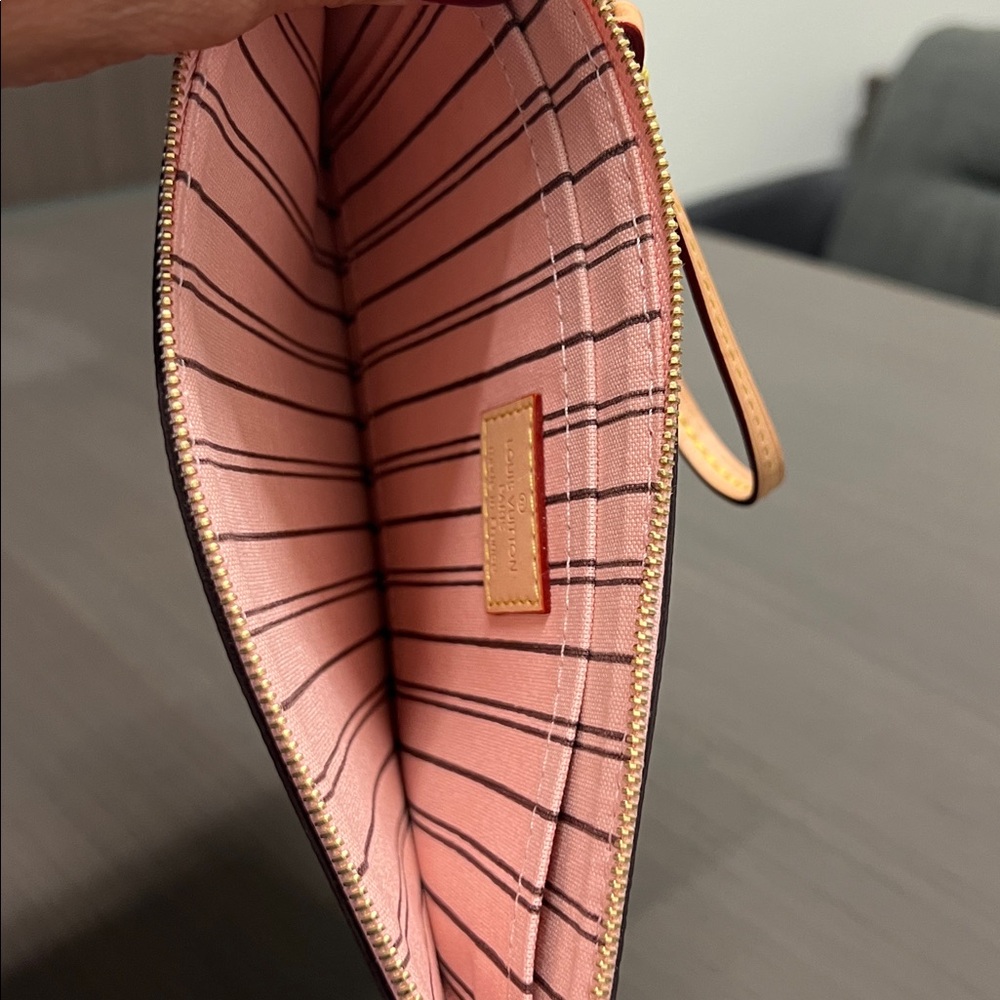 Louis Vuitton Monogram Pink Wristlet Neverfull GM EXCELLENT Condition Box & Bag - Picture 7 of 15
